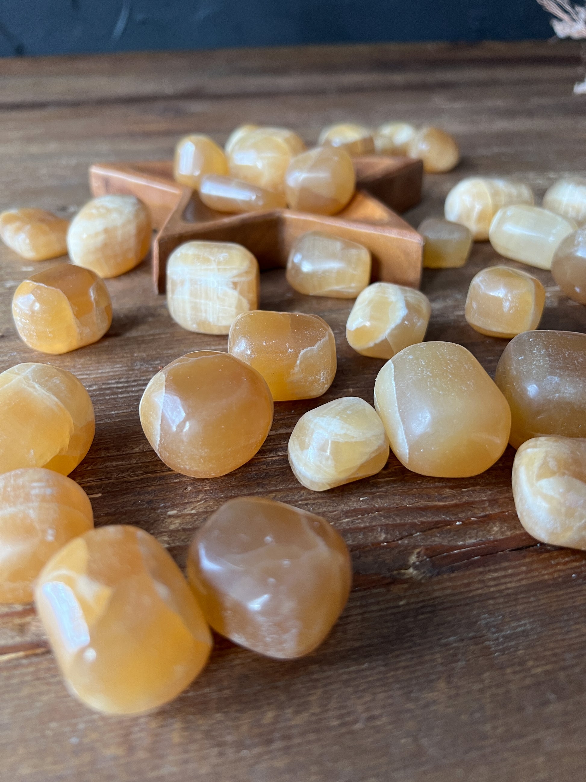 Honey Calcite Wholesale I Tumbled Gemstones  Canada