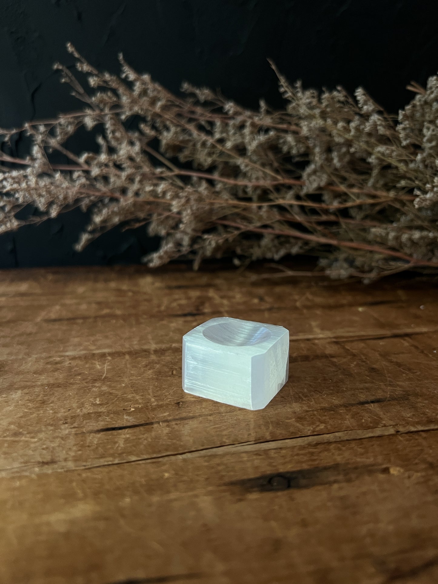 Selenite Sphere Cube Stand