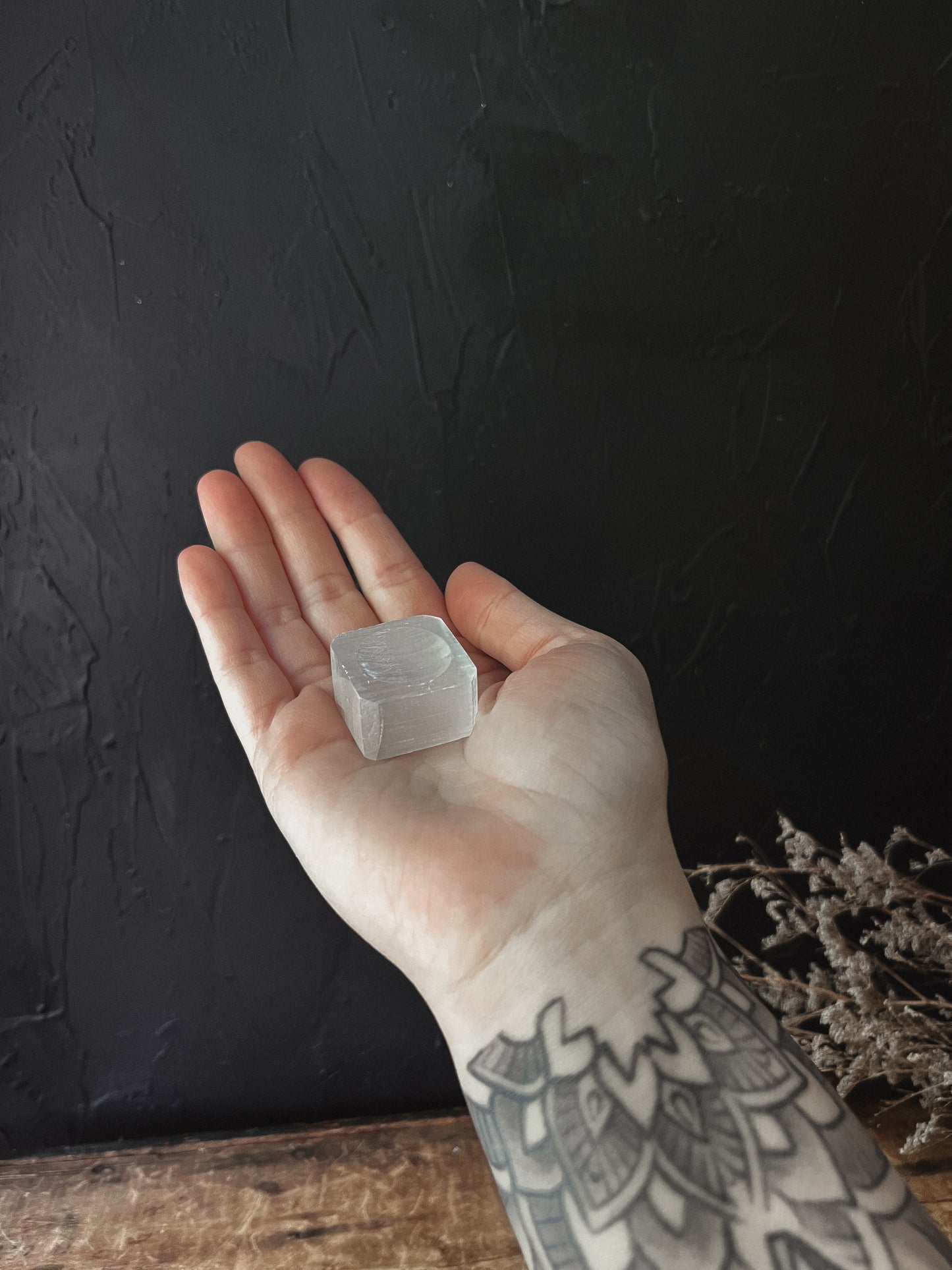 Selenite Sphere Cube Stand