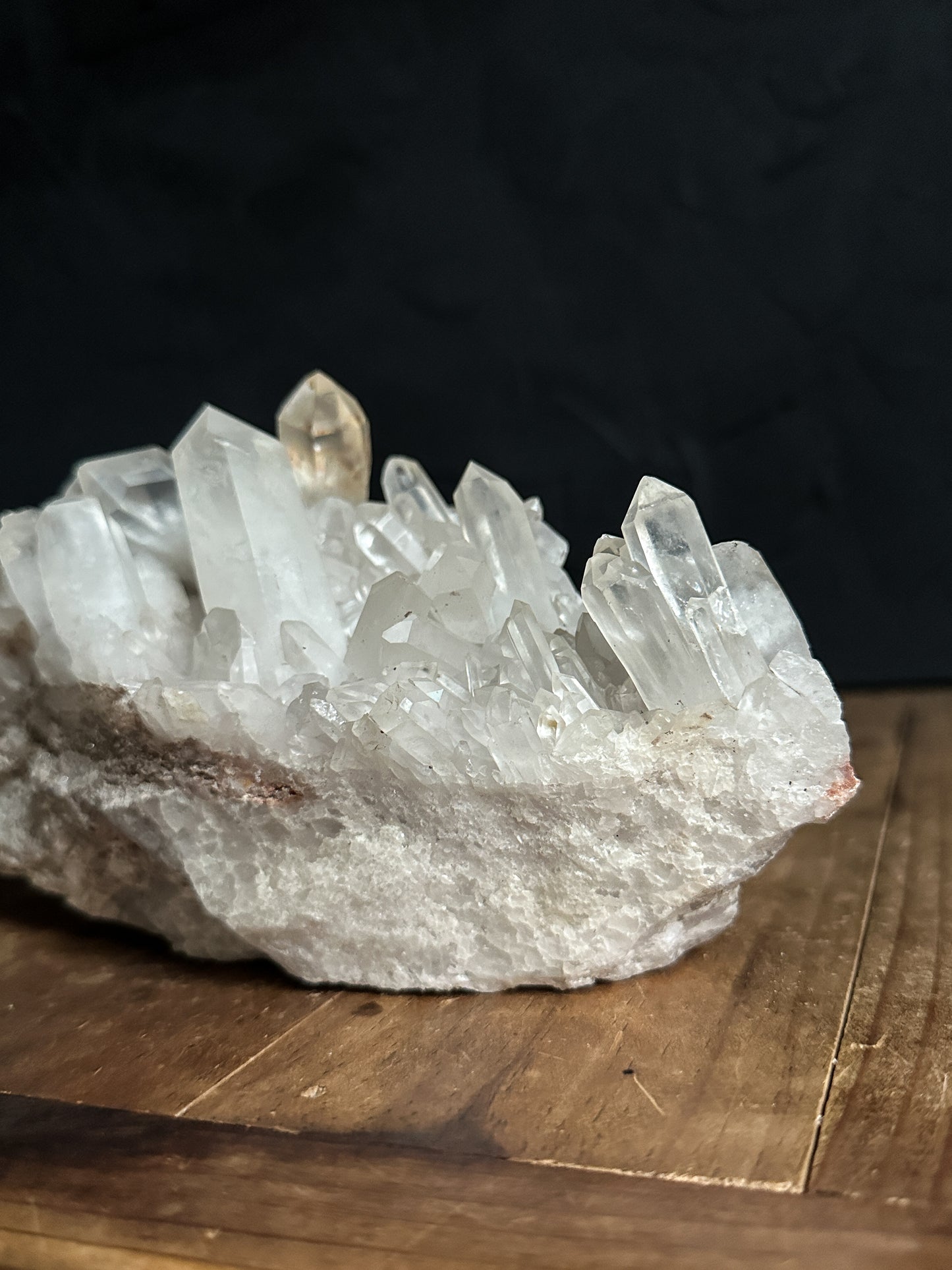 Quartz Cluster Formation