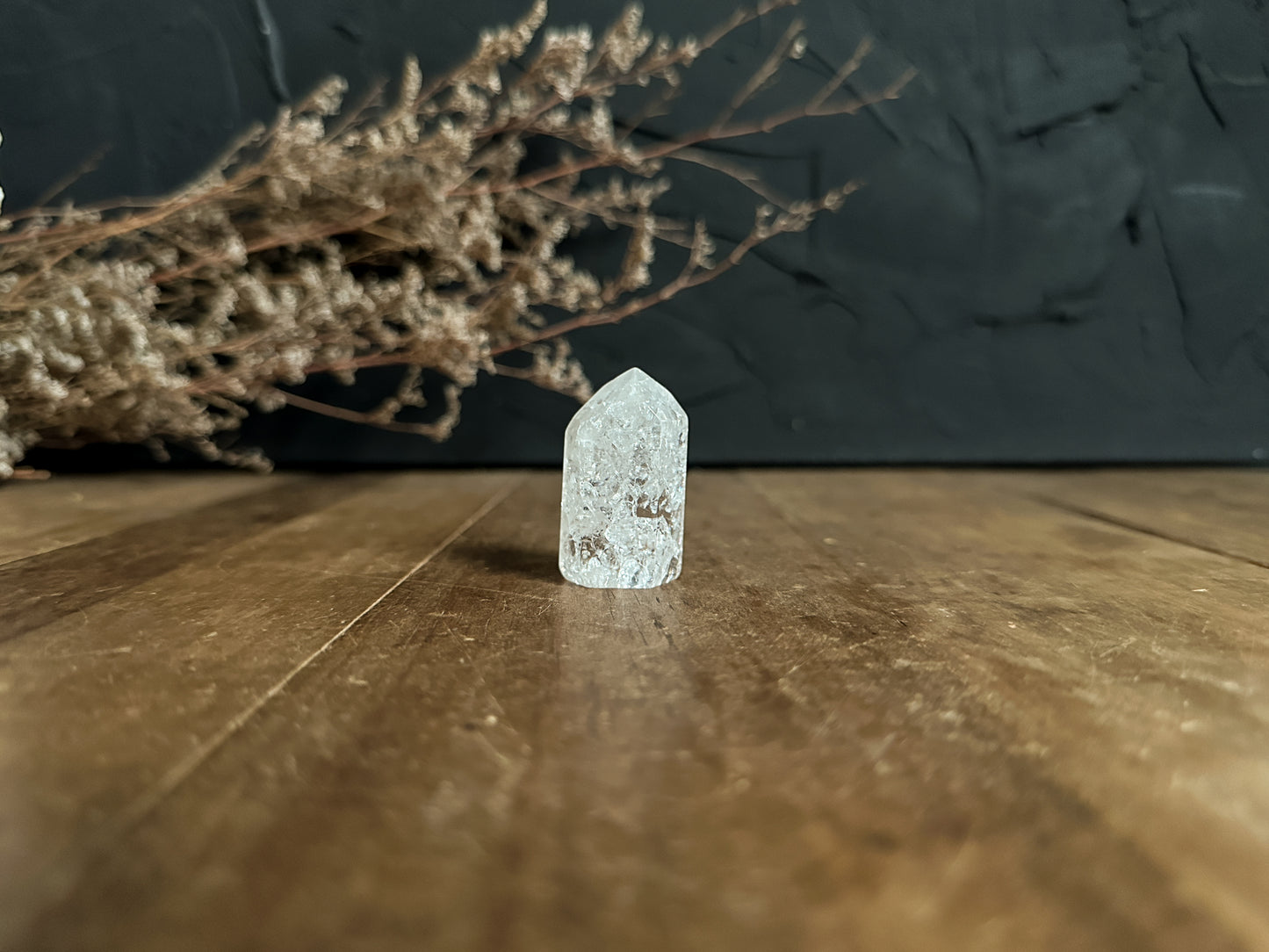 Fire and Ice Quartz Tower - Crackle Quartz 02
