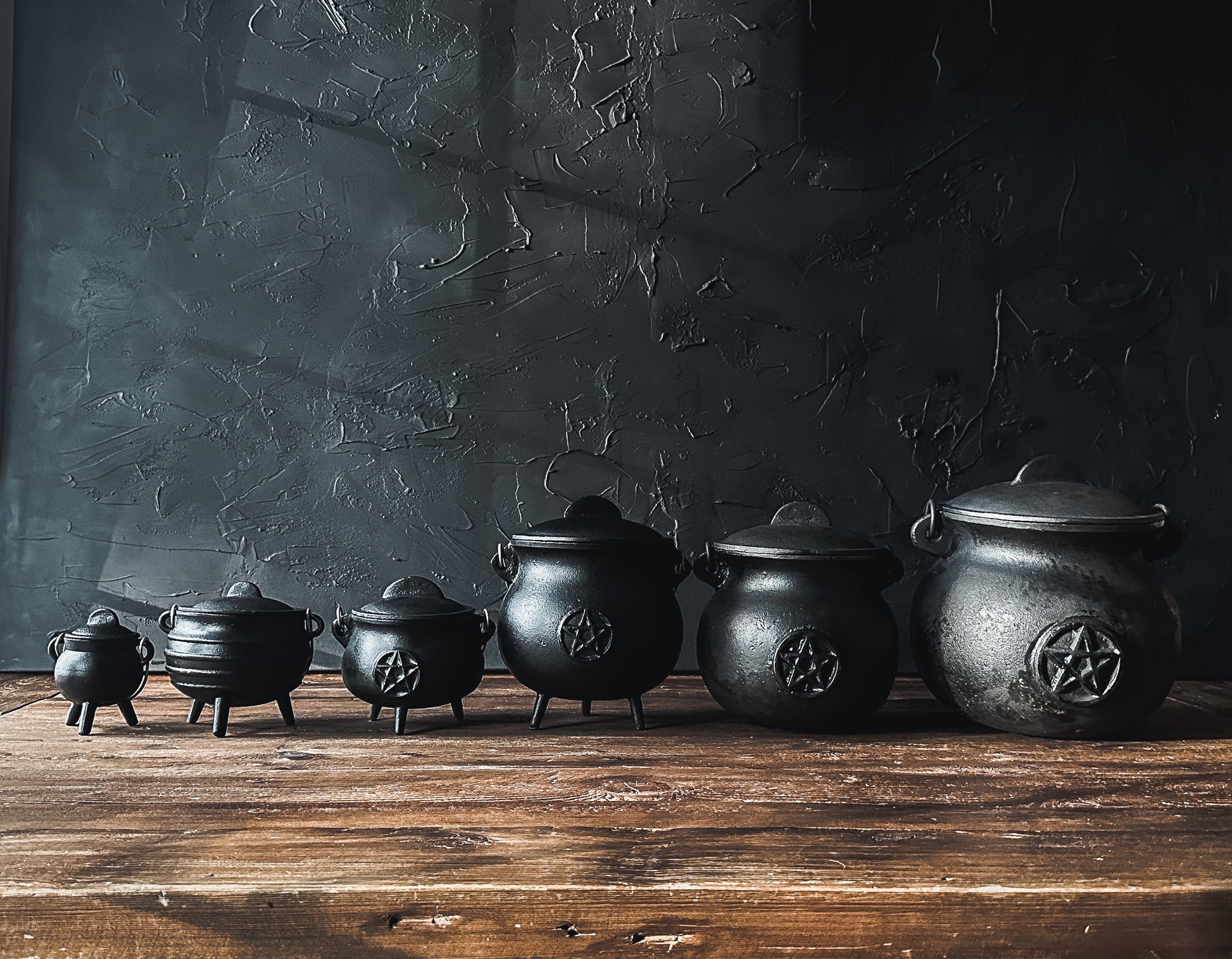 All the cauldrons sold at The Stone Maidens, a Canadian Witchy Metaphysical Online Store. 