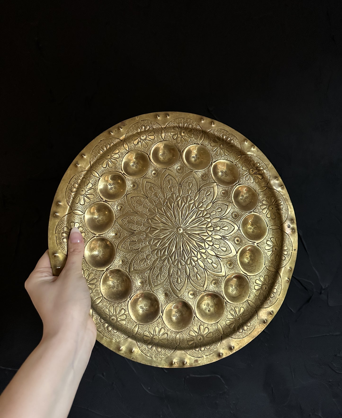 This Gorgeous Large Vintage Brass Dish would be the perfect crystal grid. Especially since it has divots for spheres surrounding the edge.