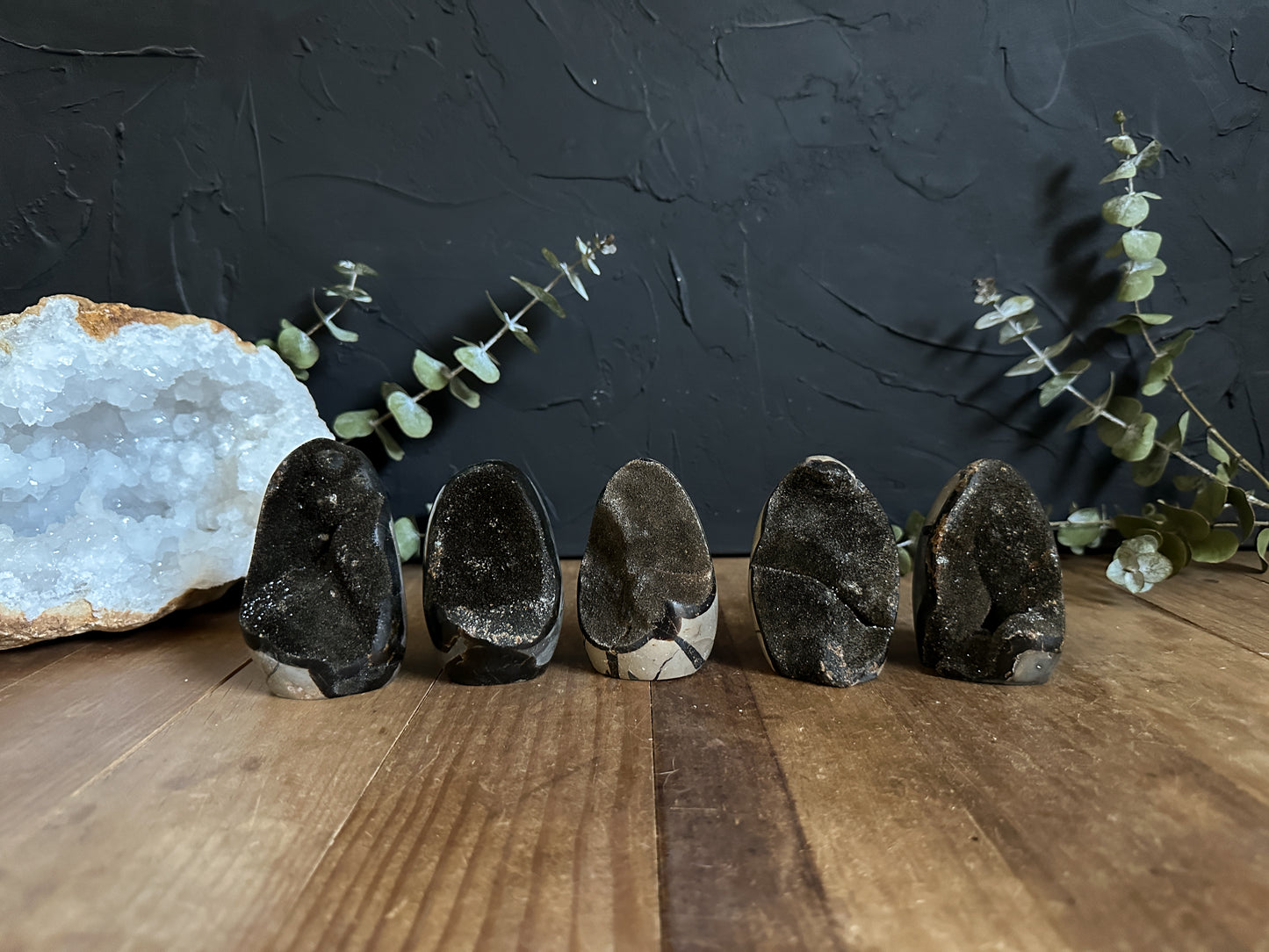 Please select which Septarian Geode Egg you'd like to receive!