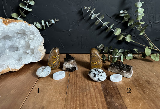 This Crystal Healing Set is intended for calming Anxiety. The perfect gift or addition to your own collection.