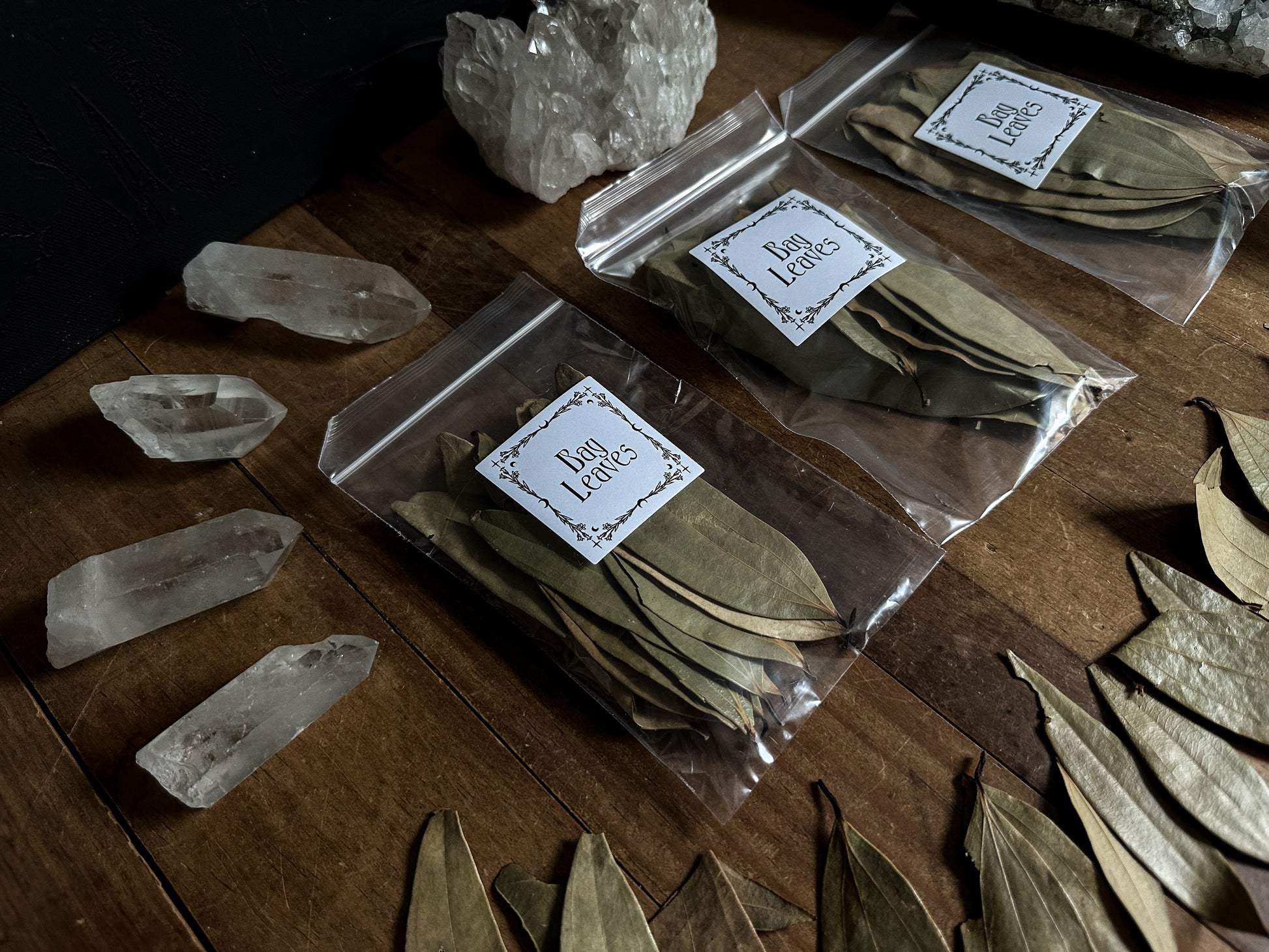 Among the various uses for Bay Leaves, our favourite application is for manifestation. This involves writing your desires or intentions onto the leaf and then burning it