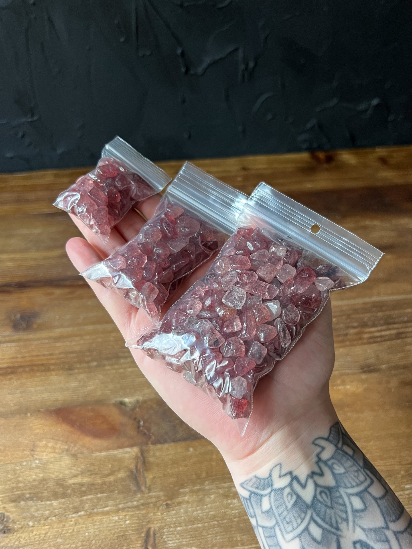 Strawberry Quartz Chips