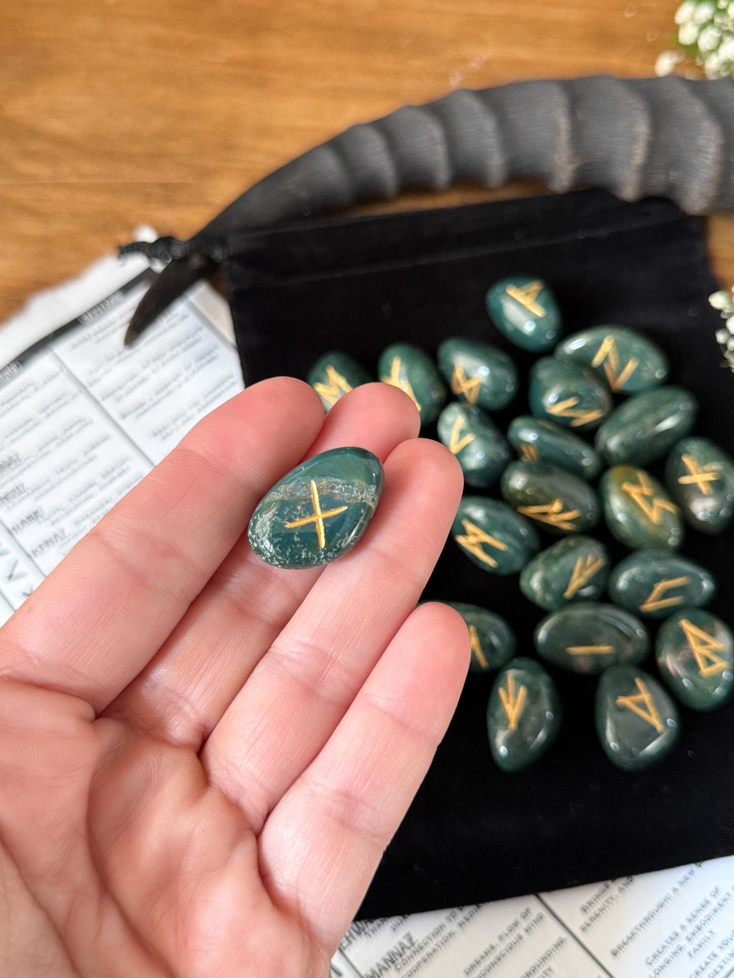 Bloodstone Rune Set